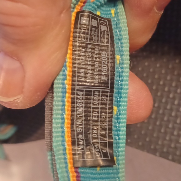 Teva Women's Turquoise and Black Platform Sandals Size 8 - Picture 3 of 6